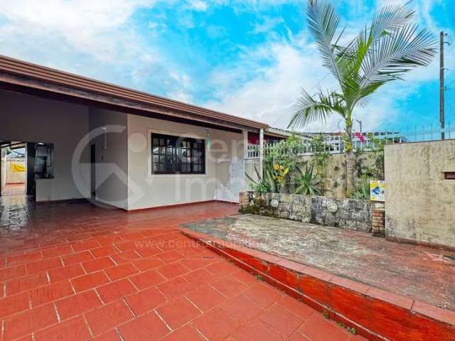 CASA à venda com 2 quartos em Peruíbe, no bairro Jardim Ribamar