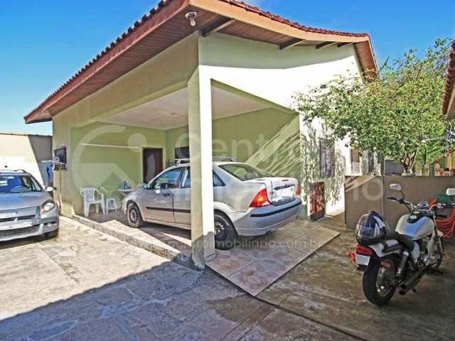 CASA à venda com 3 quartos em Peruíbe, no bairro Estancia Balnearia Convento Velho