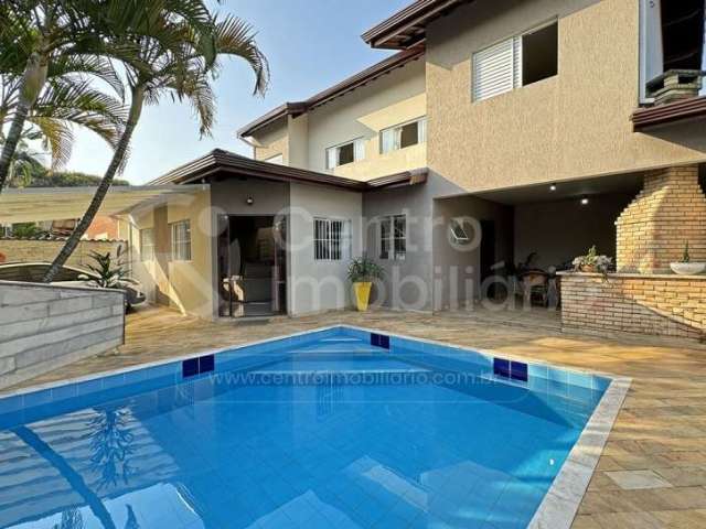 CASA à venda com piscina e 4 quartos em Peruíbe, no bairro Jardim Mar E Sol