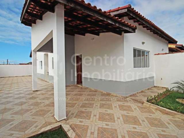 CASA à venda com 2 quartos em Peruíbe, no bairro Jardim Somar