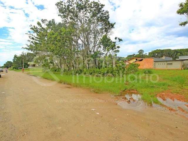 TERRENO à venda em Peruíbe, no bairro Jardim Sao Luiz