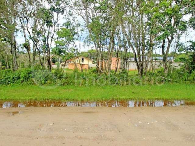 TERRENO à venda em Peruíbe, no bairro Jardim Sao Luiz