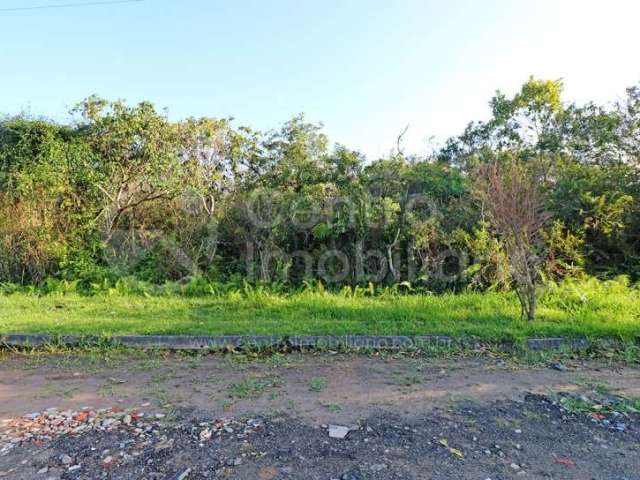 TERRENO à venda em Peruíbe, no bairro Jardim Sao Luiz