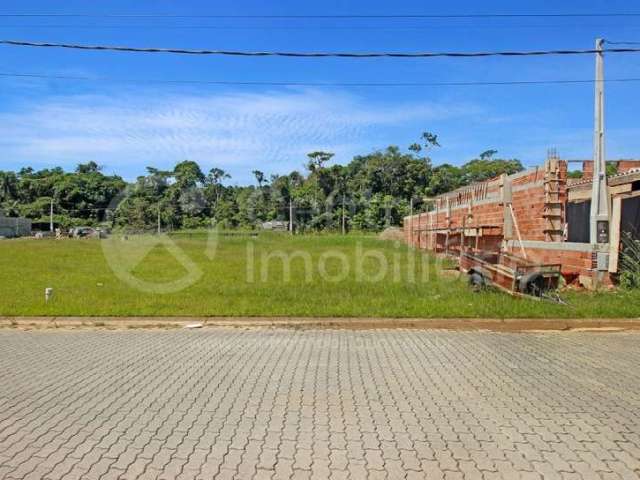 TERRENO à venda em Peruíbe, no bairro Residencial Bosque Três Marias