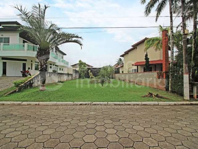 TERRENO à venda em Peruíbe, no bairro Bougainvillee I