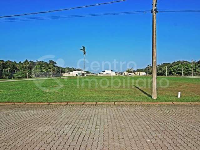 TERRENO à venda em Peruíbe, no bairro Residencial Bosque Três Marias