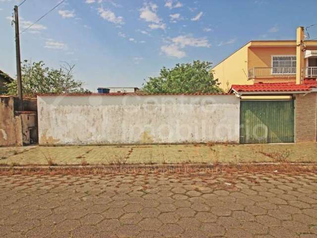 TERRENO à venda em Peruíbe, no bairro Balneario Josedy