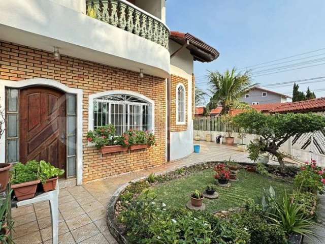 CASA à venda com 4 quartos em Peruíbe, no bairro Estancia Sao Jose