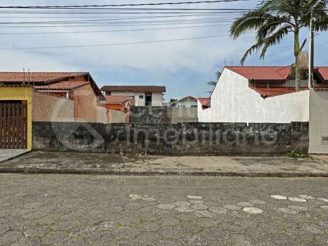 TERRENO à venda em Peruíbe, no bairro Jardim Beira Mar