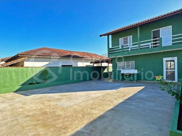 CASA à venda com 3 quartos em Peruíbe, no bairro Jardim Beira Mar