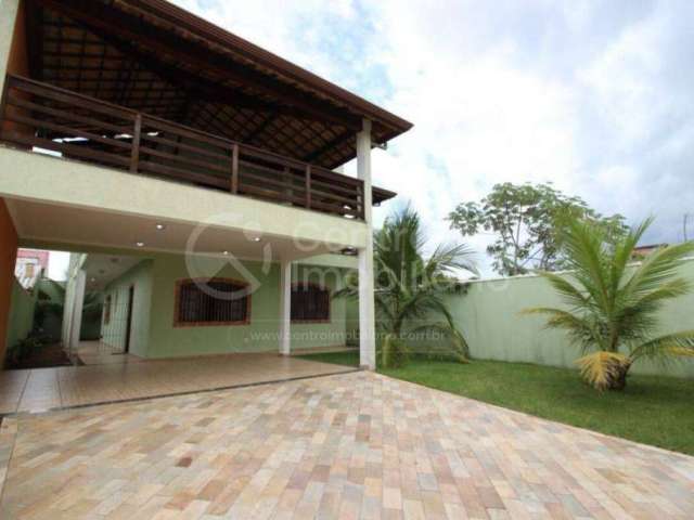 CASA à venda com 4 quartos em Peruíbe, no bairro Jardim Beira Mar