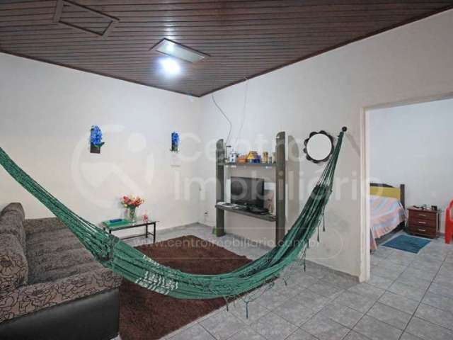 CASA à venda com 3 quartos em Peruíbe, no bairro Cidade Balneária Nova Peruíbe