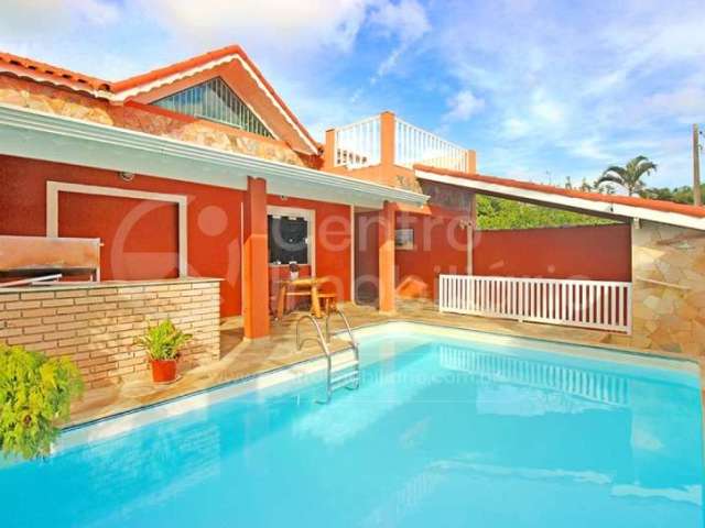 CASA à venda com piscina e 8 quartos em Peruíbe, no bairro Estancia Balnearia Convento Velho