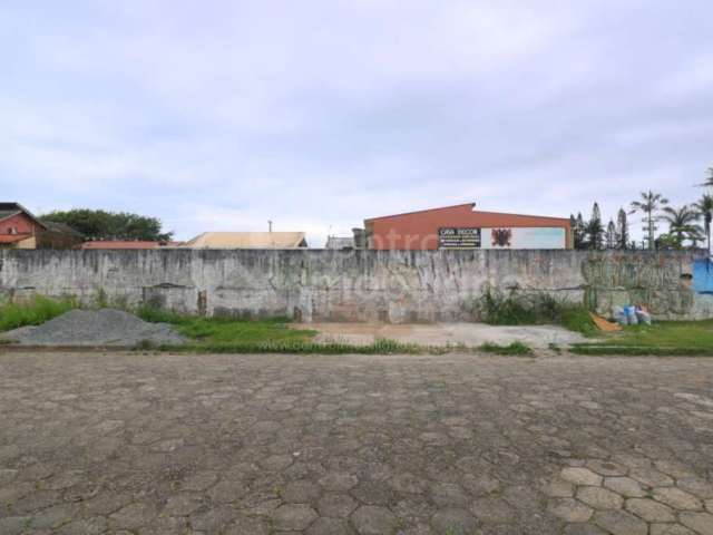 TERRENO à venda em Peruíbe, no bairro Parque Balneario Oasis