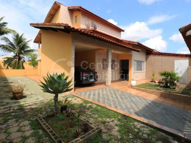 CASA à venda com 4 quartos em Peruíbe, no bairro Jardim Beira Mar