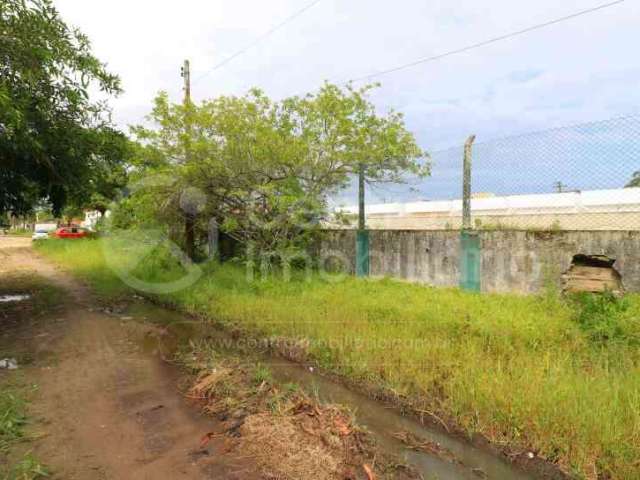 TERRENO à venda em Peruíbe, no bairro Balneario Sao Joao Batista