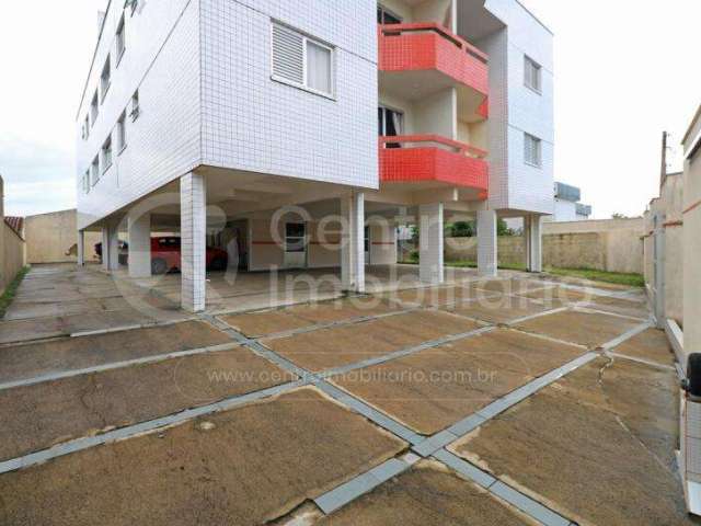 APARTAMENTO à venda com 3 quartos (1 suítes) em Peruíbe, no bairro Centro