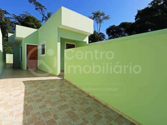 CASA à venda com 2 quartos em Peruíbe, no bairro Estancia dos Eucaliptos