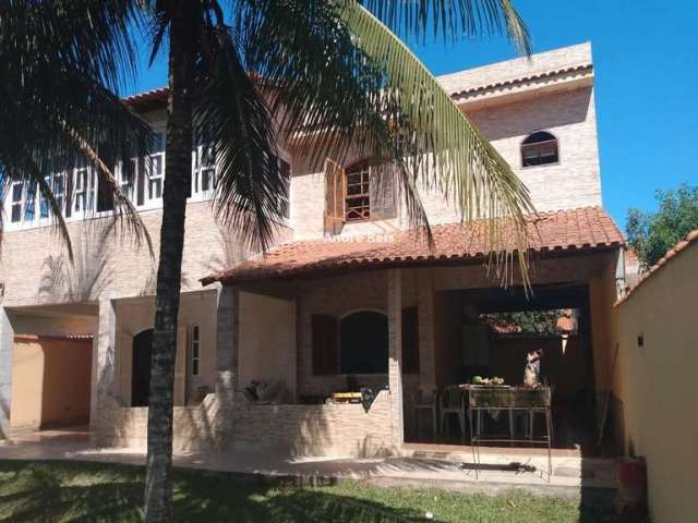 Casa para Venda em Saquarema, Jaconé (Sampaio Correia), 3 dormitórios, 2 suítes, 1 banheiro, 5 vagas