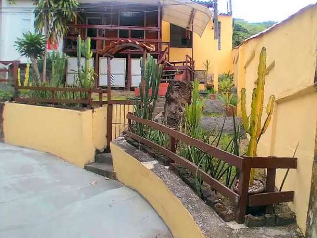 Casa para Venda em Niterói, Fonseca, 2 dormitórios, 1 banheiro