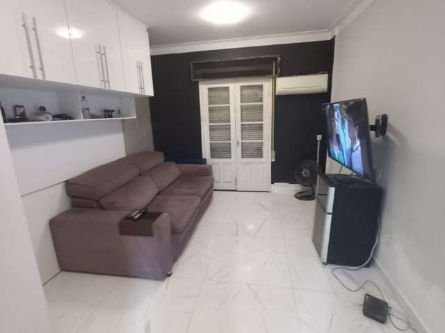 Apartamento a venda no bairro da Bela Vista com 35 metros com 1 dormitório