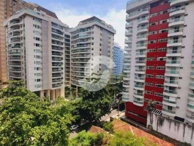 Apartamento para venda possui 153 metros quadrados com 4 quartos em Icaraí - Niterói - RJ