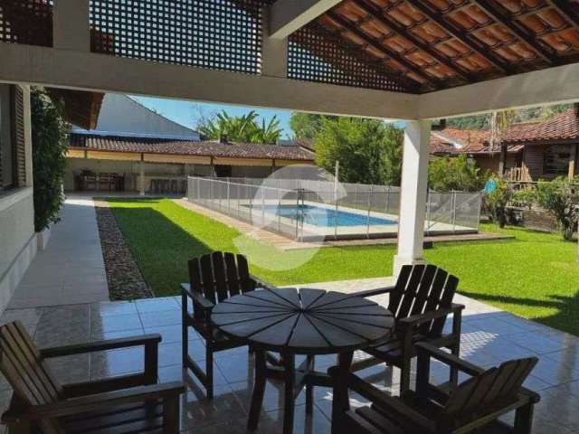 Casa de 180 m² na Madri - Piratininga - Niterói - RJ, à venda por R$ 1.800.000