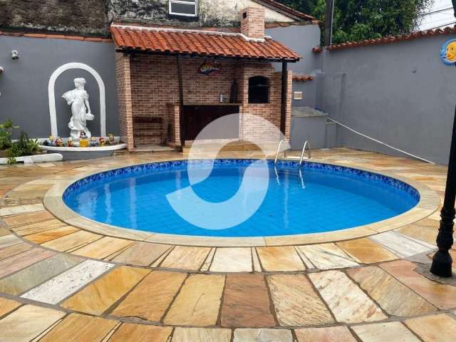 Casa de 200 m² na Professor José Vieira de Souza - Itaipu - Niterói - RJ, à venda por R$ 850.000