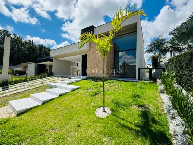 Casa em Figueira Garden, Atibaia: 3 Suítes, 240m² - R$ 2,5M