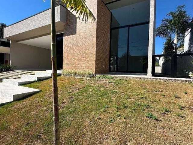 Casa com 3 dormitórios à venda, 240 m² por R$ 2.700.000,00 - Condomínio Figueira Garden - Atibaia/SP