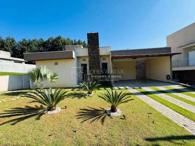 Casa  com 4 Dormitorios, sendo 2 Suítes para Locação em condomínio Figueira Garden, Atibaia, SP