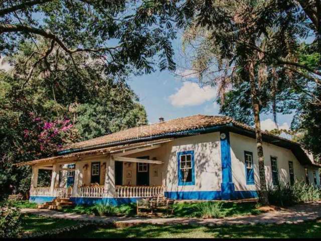 Fazenda de 1780 à Venda, na Cidade de Bragança Paulista, SP