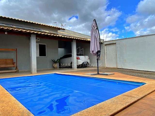 Casa 3 quartos sendo 1 suite, com piscina no Bairro Gravatas