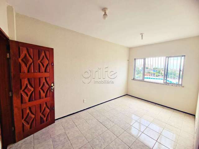 Apartamento com 3 quartos à venda na Avenida Augusto dos Anjos, 220, Jóquei Clube, Fortaleza por R$ 220.000