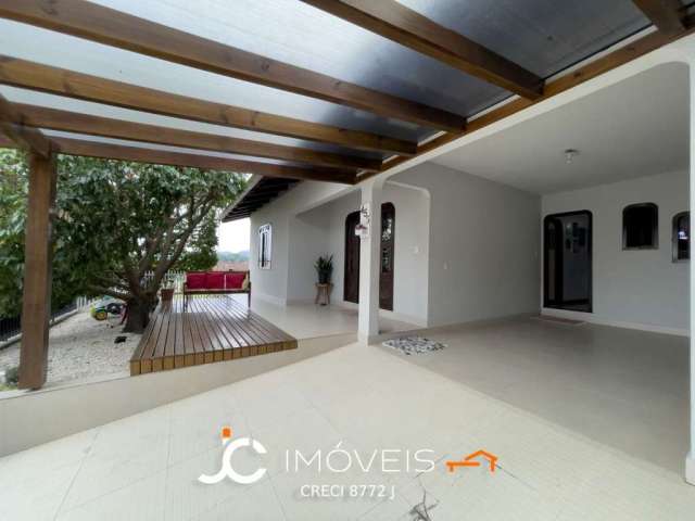 Casa com 3 dormitórios à venda, 210 m² por R$ 650.000,00 - Fortaleza - Blumenau/SC