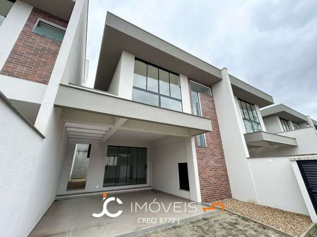 Casa com 3 dormitórios sendo 1 suíte à venda, 153 m² por R$ 750.000 - Velha - Blumenau/SC