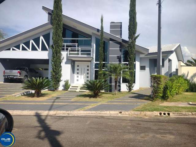 Linda casa no Jardim dos Lagos