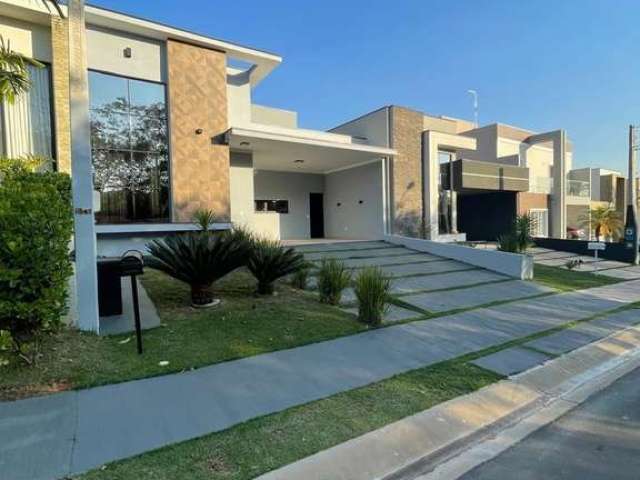 Casa de alto padrão em condomínio no Jardim Residencial Viena, Indaiatuba-SP: 3 quartos, 3 suítes, 2 salas, 4 banheiros, 4 vagas e 150m².