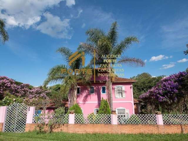 Casa à venda no bairro Demétria - Botucatu/SP