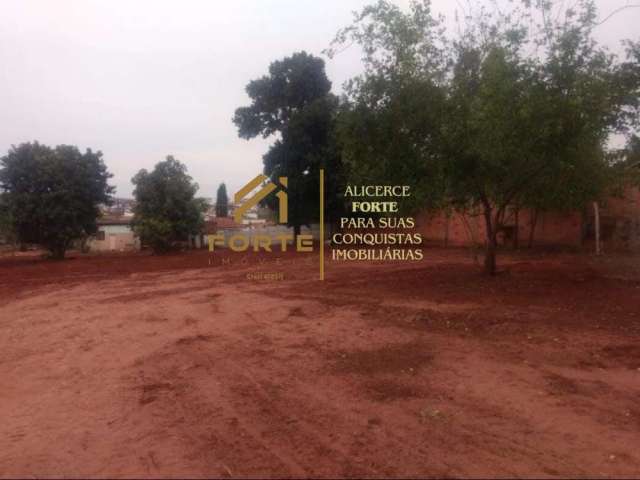 Terreno à venda no bairro Vila Carmelo - Botucatu/SP