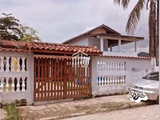 Casa térrea e mobiliada à venda com 02 dormitórios no Balneário Copacabana