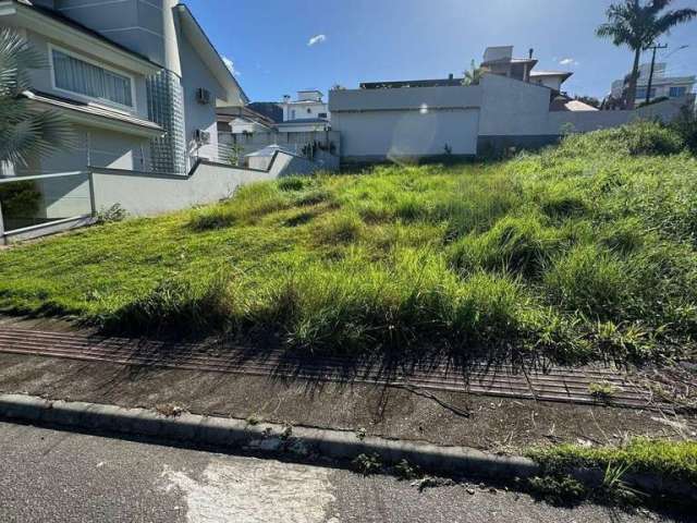 Terreno à venda no bairro Pedra Branca em Palhoça/SC