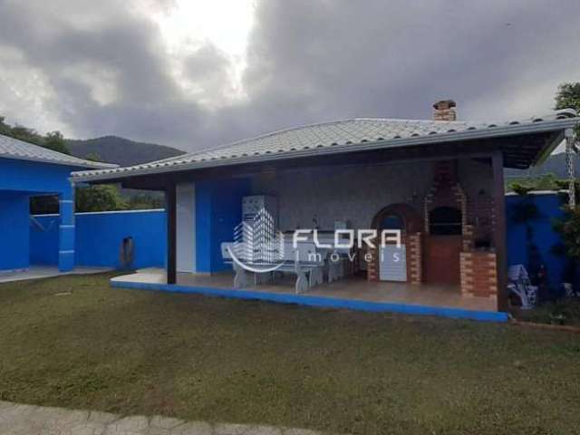 Casa porteira fechada em Jaconé com 3 dormitórios à venda, 200 m² por R$ 550.000 - Jaconé (Ponta Negra) - Maricá/RJ