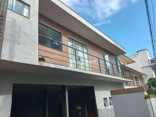 Casa com 3 dormitórios à venda, 300 m² por R$ 1.100.000,00 - Itacoatiara - Niterói/RJ