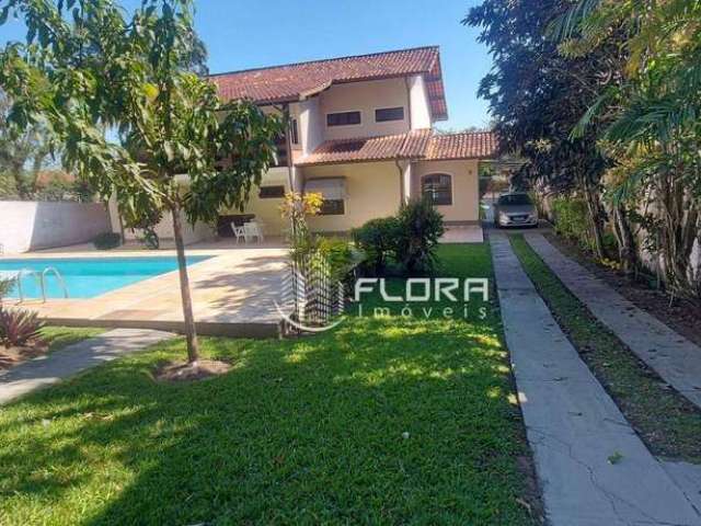 Casa com 4 dormitórios à venda, 400 m² por R$ 2.200.000,00 - Itaipu - Niterói/RJ