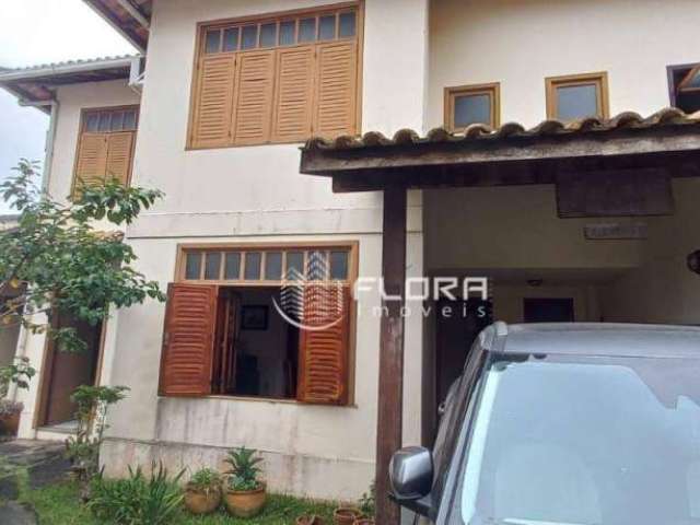 Casa com 3 dormitórios à venda, 190 m² por R$ 750.000,00 - Itaipu - Niterói/RJ