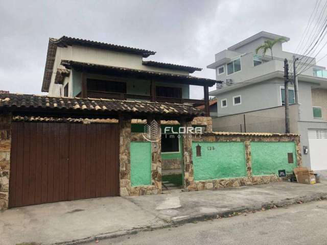 Casa com 3 dormitórios à venda, 250 m² por R$ 790.000,00 - Itaipu - Niterói/RJ