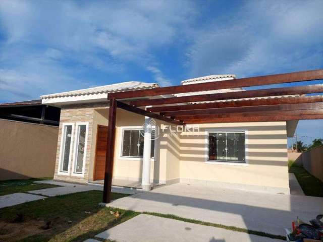 Casa com 3 dormitórios à venda, 121 m² por R$ 700.000,00 - Jardim Atlântico Central (Itaipuaçu) - Maricá/RJ