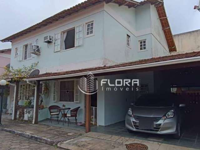 Casa com 3 dormitórios à venda, 110 m² por R$ 800.000,00 - Itaipu - Niterói/RJ