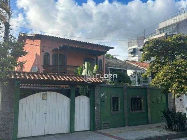 Casa com 3 dormitórios à venda, 292 m² por R$ 830.000,00 - Maravista - Niterói/RJ